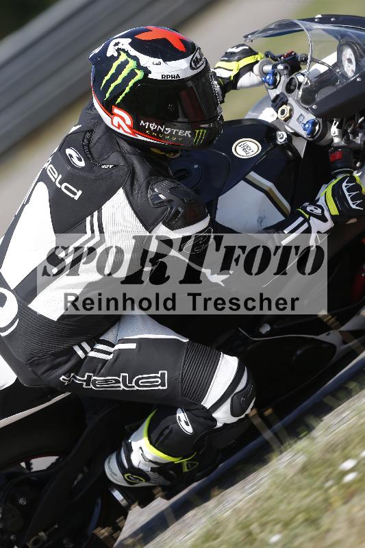 Archiv-2025/28 20.06.2025 PROMAX ADR/Gruppe gruen/backside